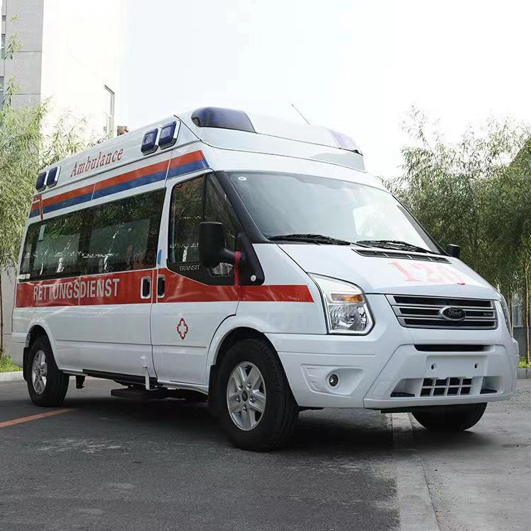 红花岗行动不便者长途救护车租赁：安全转运的核心注意事项​
